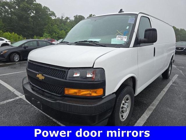 2023 Chevrolet Express 2500