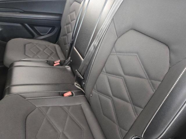 Photo of 2024 Pure White Volkswagen Atlas