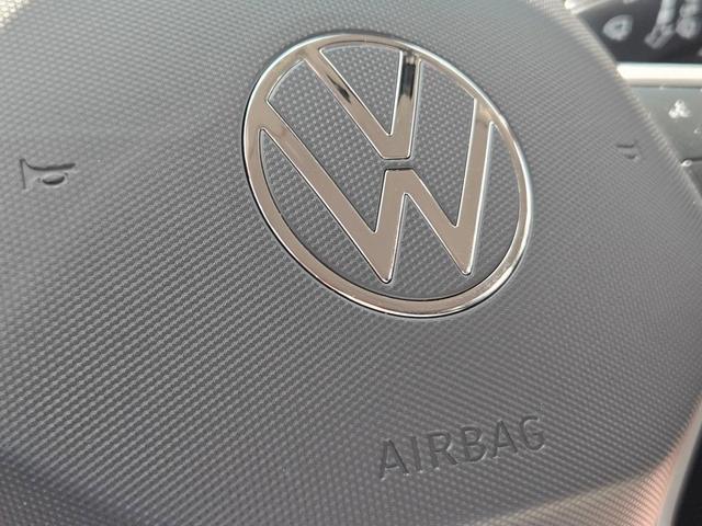 Photo of 2024 Pure White Volkswagen Atlas