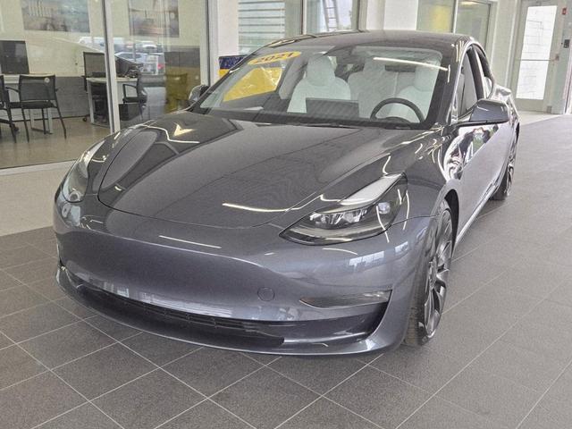 Photo of 2023 Midnight Silver Metallic Tesla Model 3