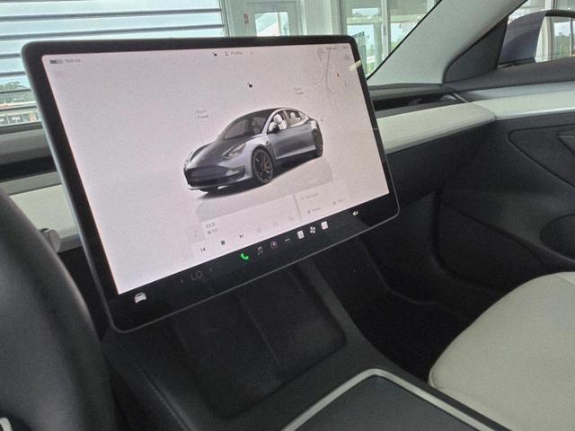 Photo of 2023 Midnight Silver Metallic Tesla Model 3
