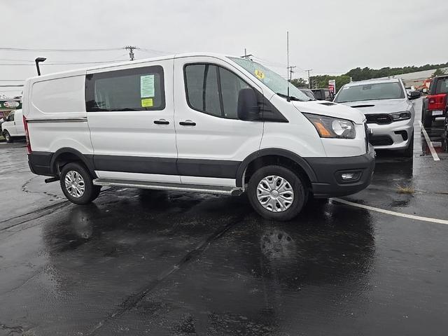 Photo of 2023 Oxford White Ford Transit-250