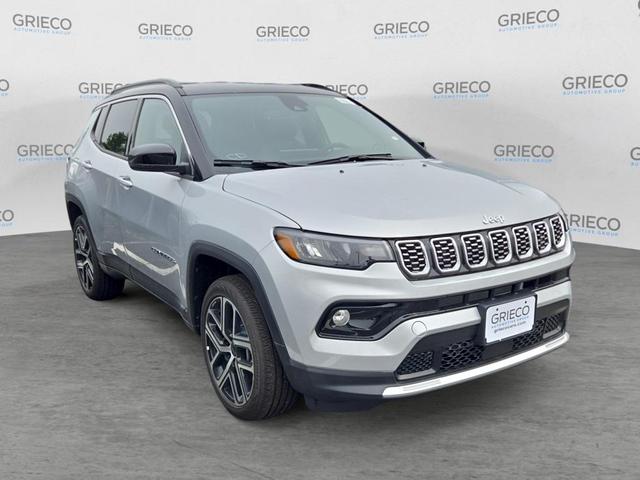 Photo of 2025 Silver Zynith Jeep Compass