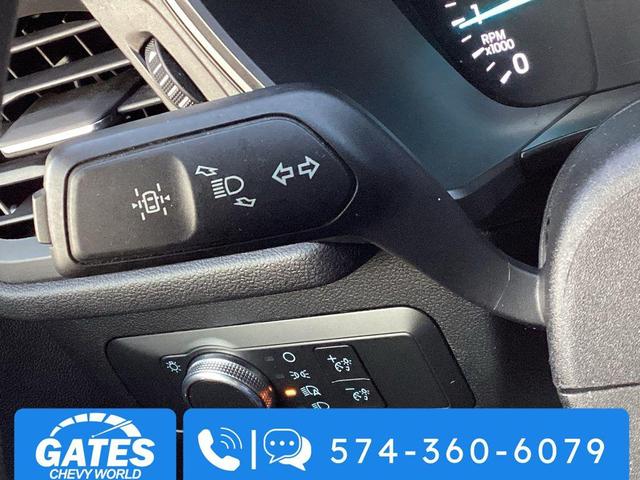 Photo of 2022 Iced Blue Silver Metallic Ford Escape