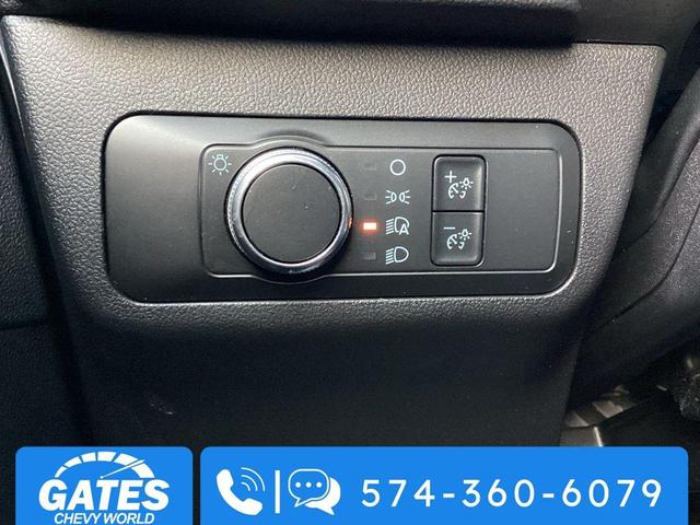 Photo of 2022 Iced Blue Silver Metallic Ford Escape