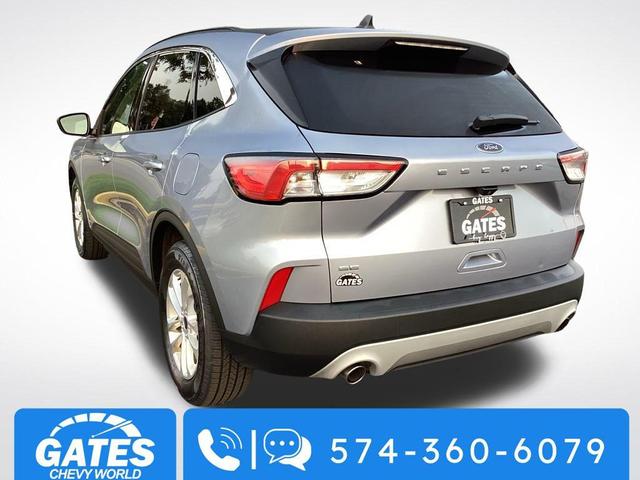 Photo of 2022 Iced Blue Silver Metallic Ford Escape