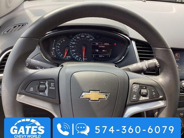 Photo of 2022 Summit White Chevrolet Trax