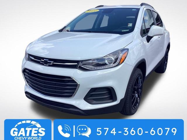 Photo of 2022 Summit White Chevrolet Trax
