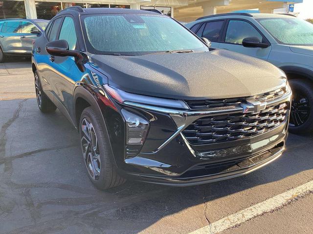 Photo of 2025 Mosaic Black Metallic Chevrolet Trax