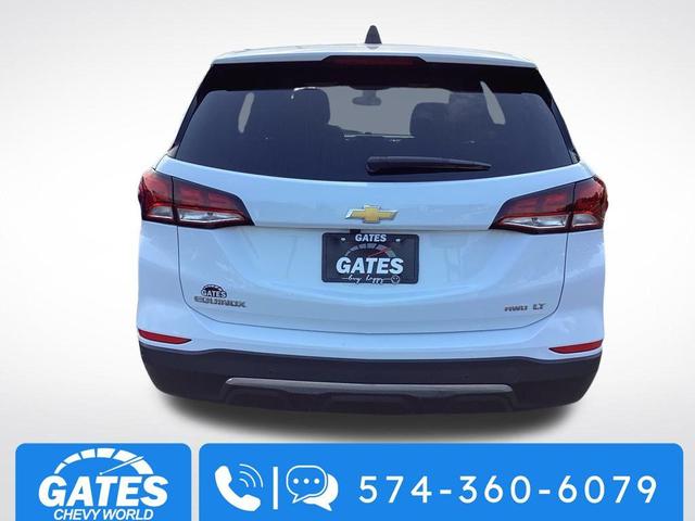 Photo of 2024 Summit White Chevrolet Equinox