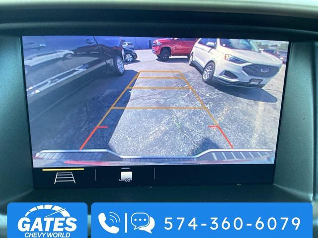 Photo of 2022 Summit White GMC Canyon