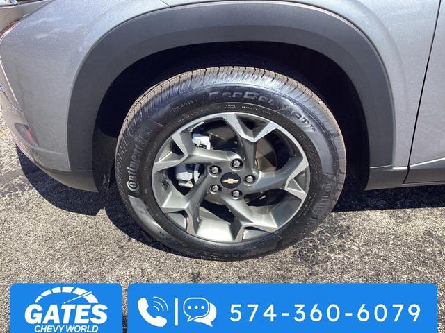 Photo of 2024 Sterling Gray Metallic Chevrolet Trax