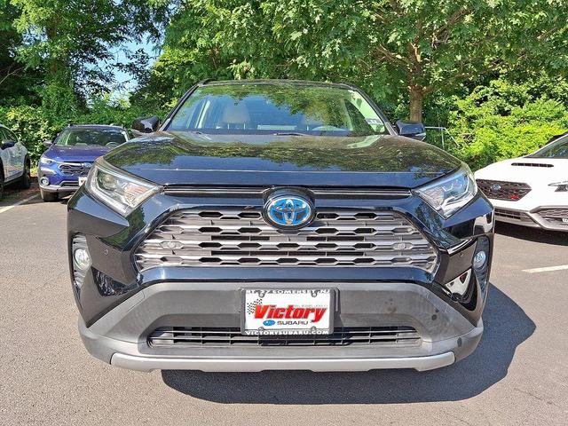 Photo of 2019 Black Toyota RAV4 Hybrid