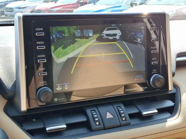 Photo of 2019 Black Toyota RAV4 Hybrid
