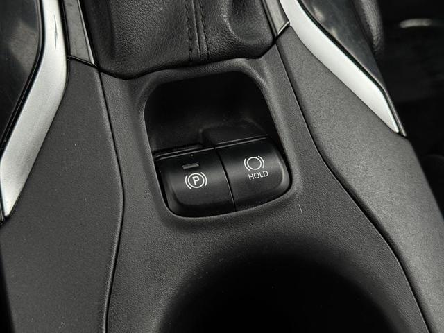 Photo of 2022 Jet Black Toyota Corolla Cross