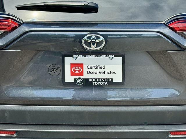 Photo of 2022 Magnetic Gray Metallic Toyota RAV4