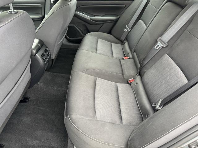 Photo of 2019 Gun Metallic Nissan Altima