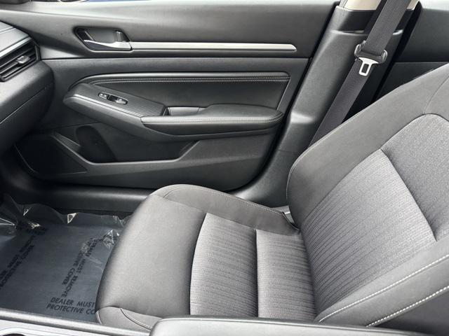 Photo of 2019 Gun Metallic Nissan Altima