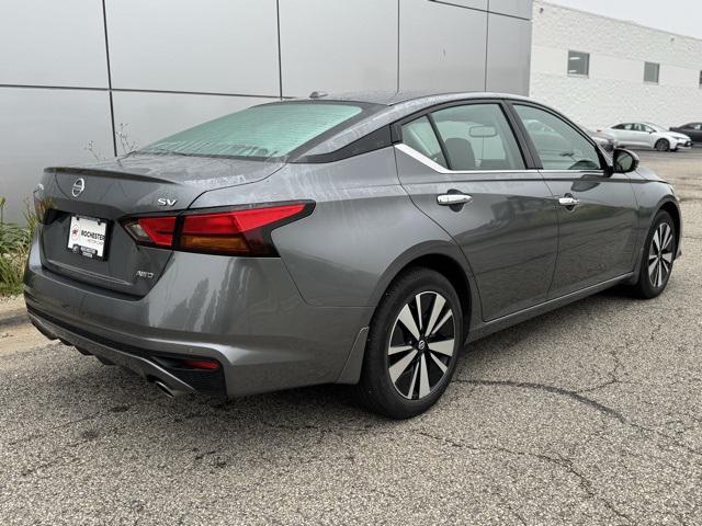Photo of 2019 Gun Metallic Nissan Altima