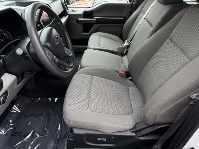 Photo of 2019 Oxford White Ford F-150