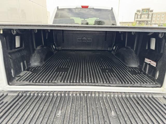 Photo of 2019 Oxford White Ford F-150