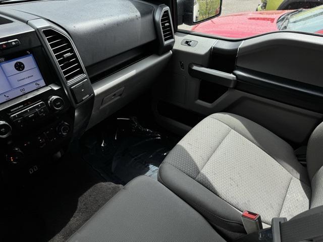 Photo of 2019 Oxford White Ford F-150