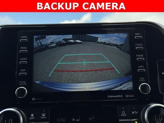 Photo of 2022 Moon Dust Toyota Highlander