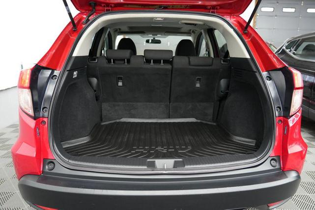 Photo of 2017 Milano Red Honda HR-V
