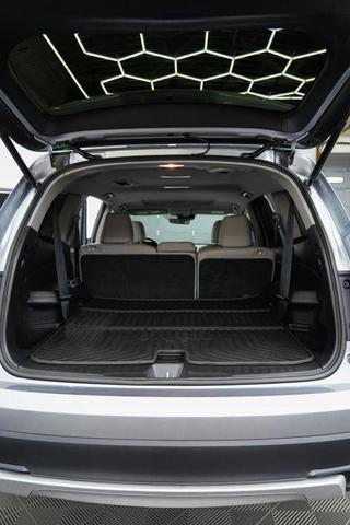 Photo of 2020 Lunar Silver Metallic Honda Pilot