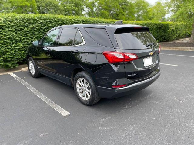 Photo of 2020 Mosaic Black Metallic Chevrolet Equinox