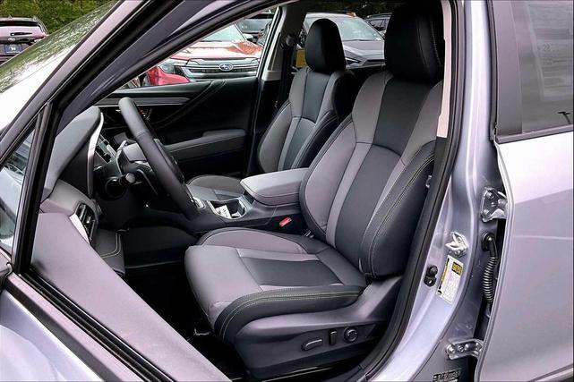 Photo of 2025 Ice Silver Metallic Subaru Outback