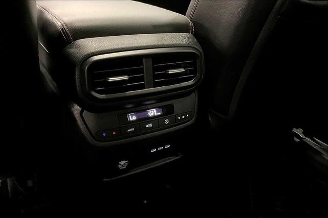 Photo of 2024 Sonic Gray Pearl Honda Pilot