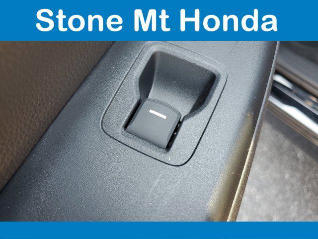 Photo of 2023 Nh-731p/Crystal Honda CR-V Hybrid