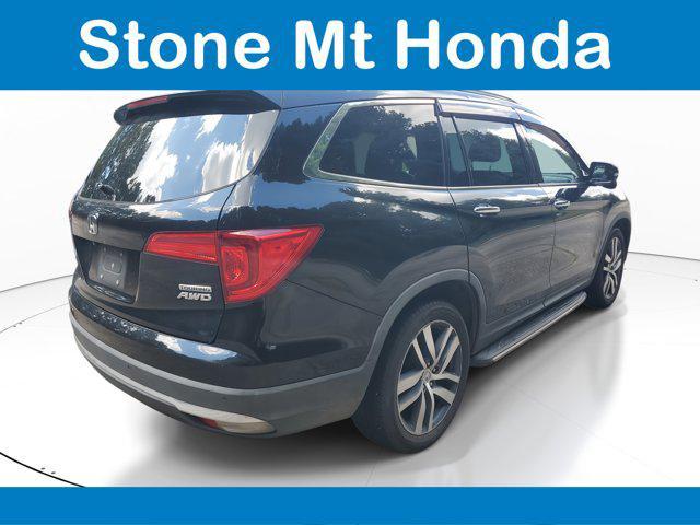 Photo of 2017 Crystal Black Pearl Honda Pilot