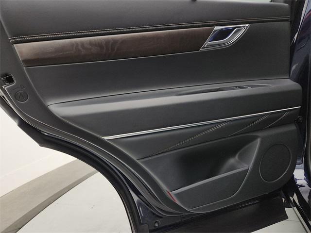 Photo of 2024 Capri Blue Genesis GV80