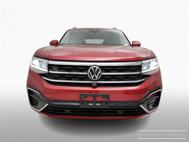 Photo of 2022 Aurora Red Metallic Volkswagen Atlas