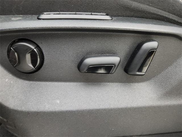 Photo of 2022 Aurora Red Metallic Volkswagen Atlas