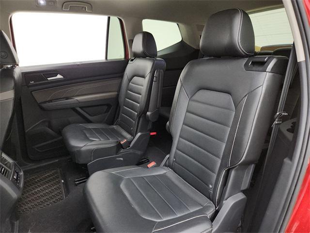 Photo of 2022 Aurora Red Metallic Volkswagen Atlas