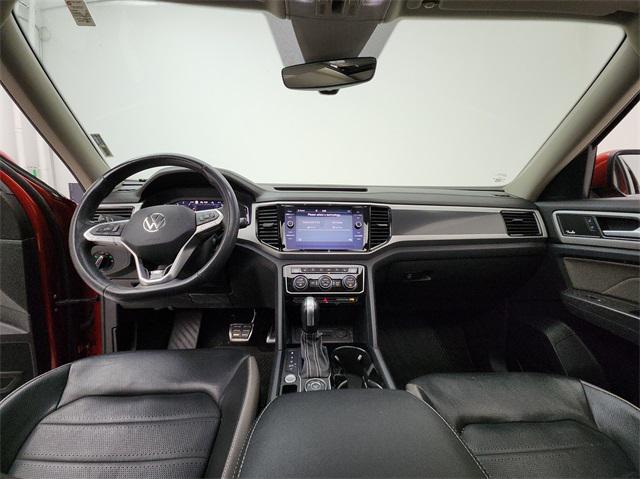 Photo of 2022 Aurora Red Metallic Volkswagen Atlas