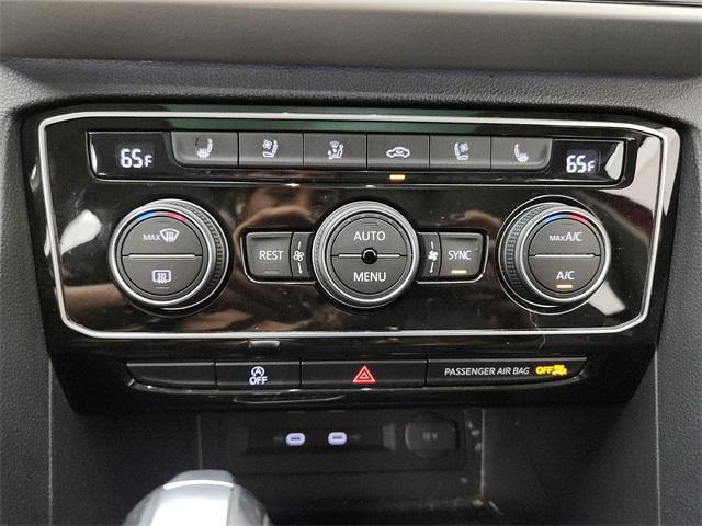 Photo of 2022 Aurora Red Metallic Volkswagen Atlas