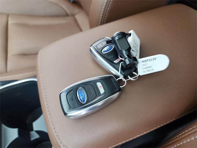 Photo of 2021 Crystal Black Silica Subaru Outback