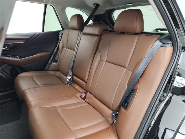 Photo of 2021 Crystal Black Silica Subaru Outback