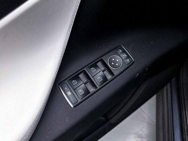 Photo of 2019 Gray Tesla Model X
