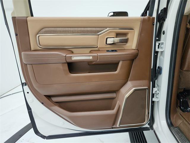 Photo of 2019 Pearl White RAM 2500
