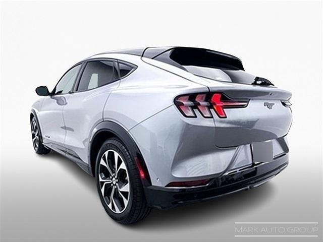 Photo of 2021 ICONIC SILVER METALLIC Ford Mustang Mach-E