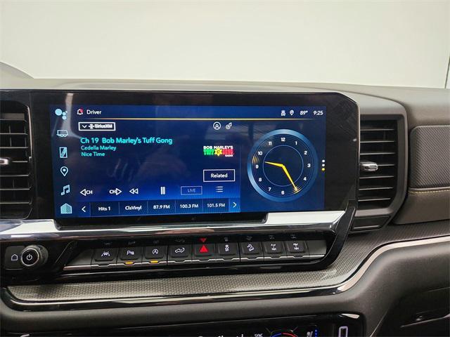 Photo of 2024 Black Chevrolet Silverado 1500