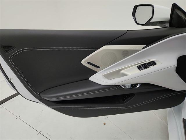 Photo of 2020 Arctic White Chevrolet Corvette