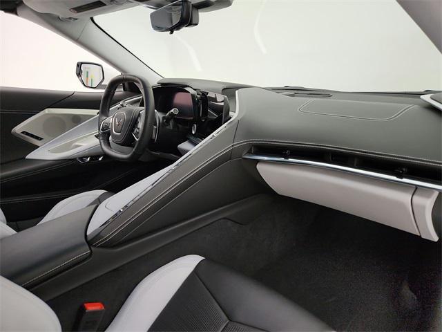 Photo of 2020 Arctic White Chevrolet Corvette