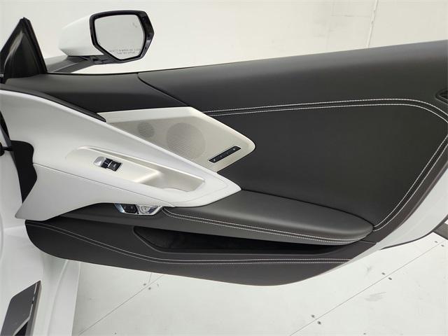 Photo of 2020 Arctic White Chevrolet Corvette