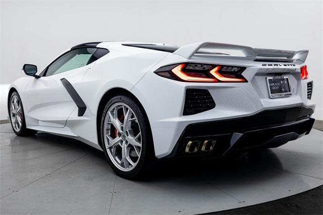 Photo of 2020 Arctic White Chevrolet Corvette